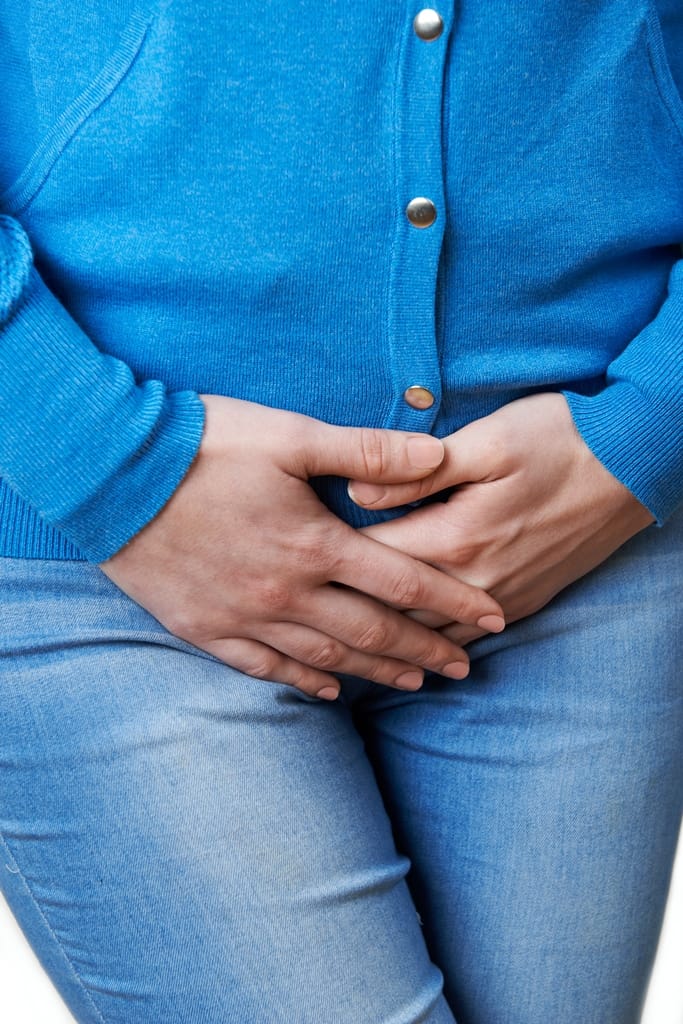 Femme souffrant d’incontinence urinaire